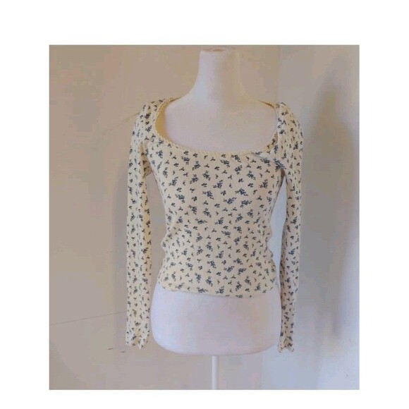 Lot Of 5 Bundle beachy casual Tops Sweaters young contemporary size small - Picture 4 of 16